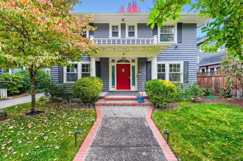 Portland House: 3835 SE Ankeny Street