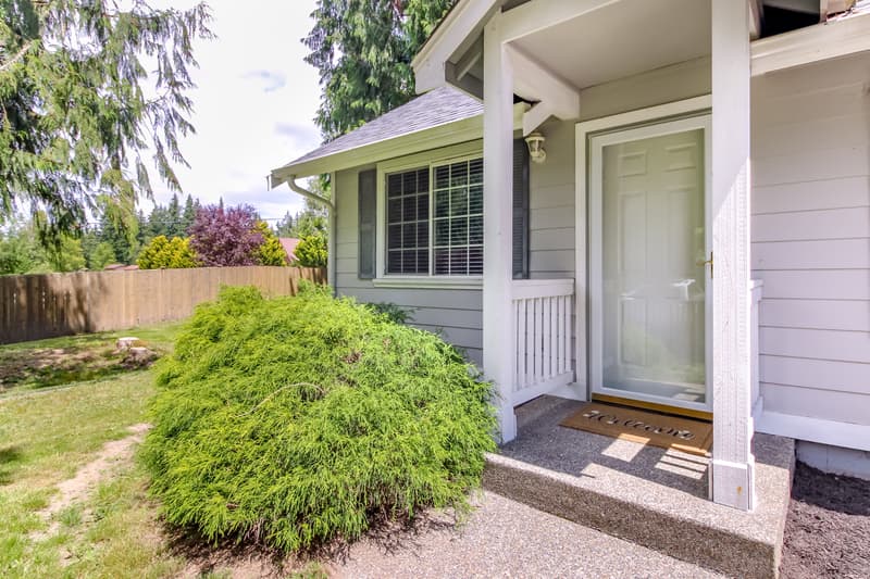 Graham Condo: 25807 87th Ave Ct E