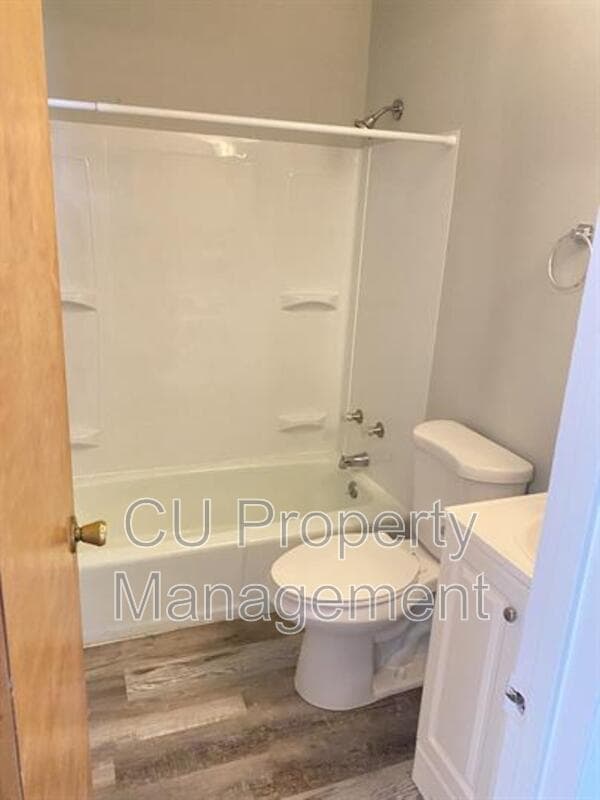 Champaign Condo: 705 Hollycrest Dr. - 1
