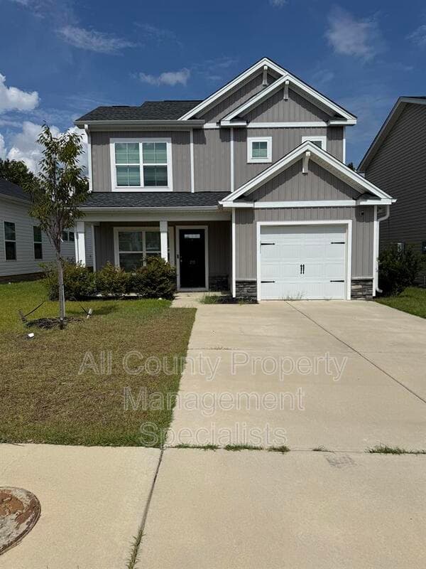 Hopkins House: 210 Bevington Brook Ln