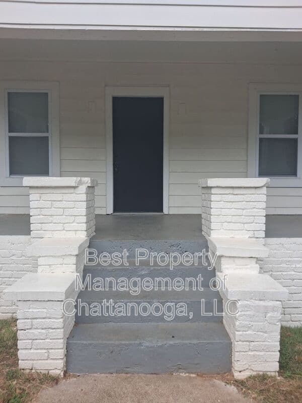 Chattanooga House: 1103 Sheridan