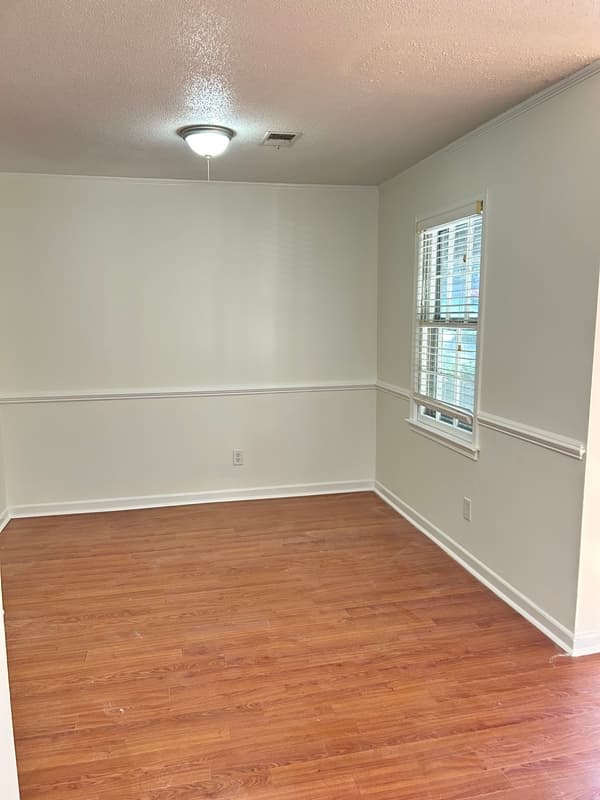 Greenville Condo: 32 Oakwood Dr
