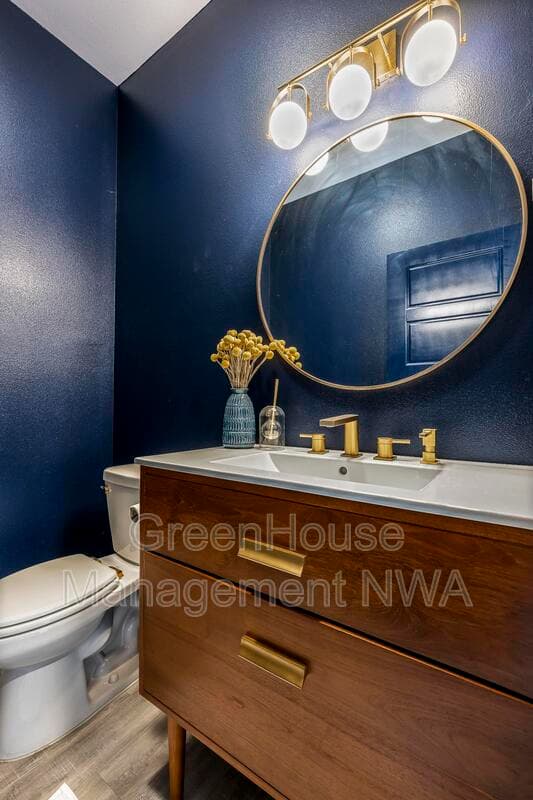 Bentonville House: 1041 Ventnor Ave