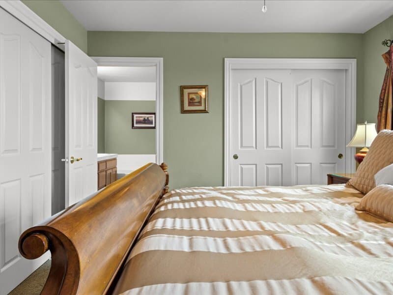Windsor Condo: 966 McClelland Drive
