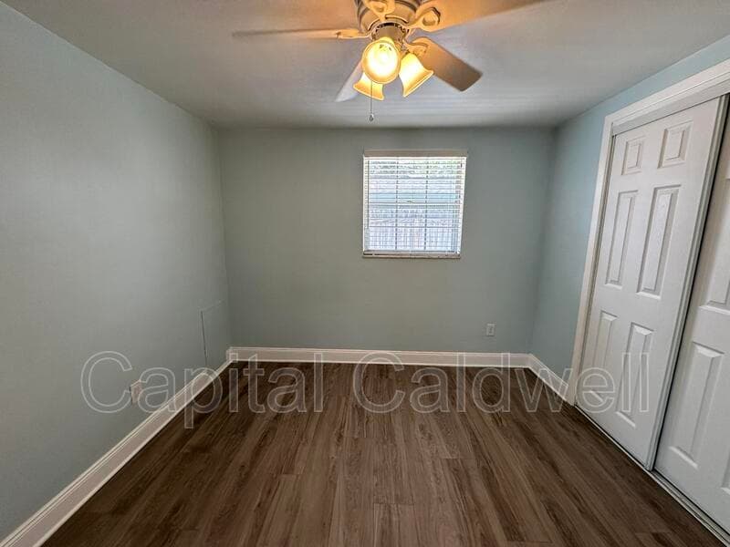 Dunedin House: 425 Milwaukee Ave