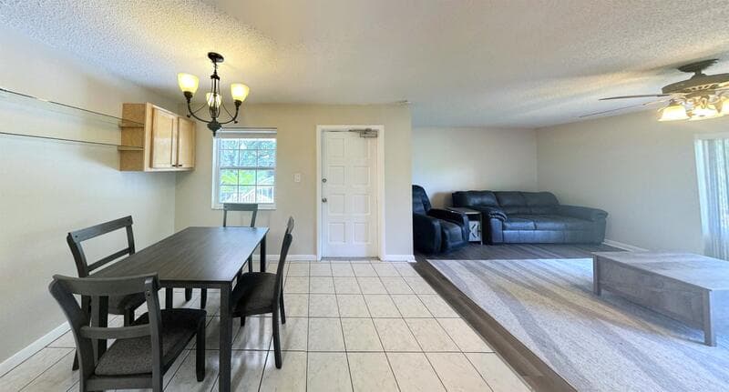 Seminole Condo: 8300 Bardmoor Boulevard - 210
