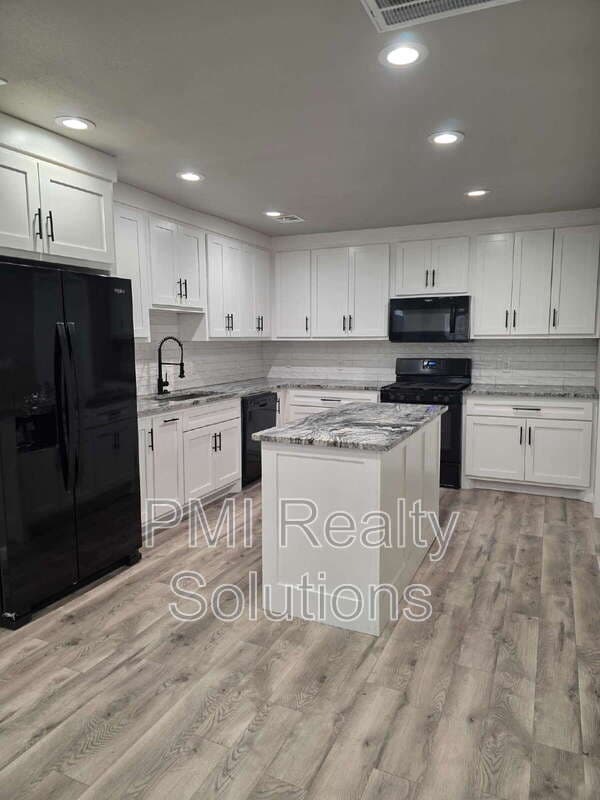 Tulsa House: 3947 West 8th Street