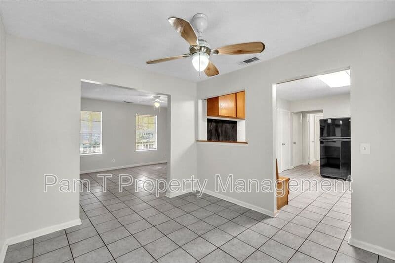 Savannah House: 4 Gunpowder Ct.