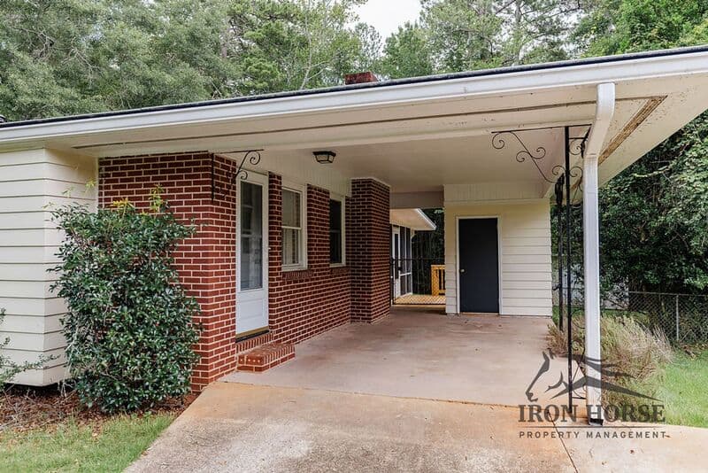 Athens House: 160 Harold Drive