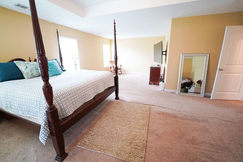 Savannah House: 6240 Chief O F Love Rd.