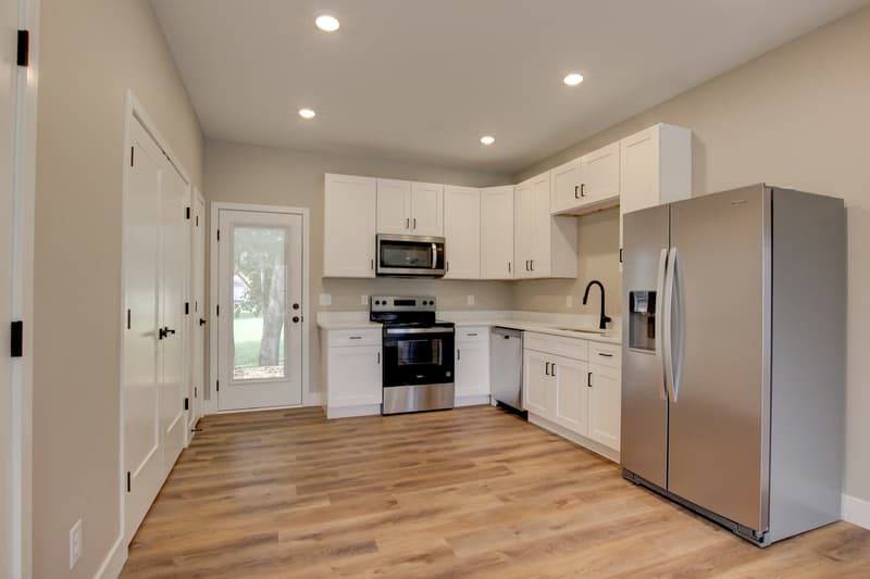 Guthrie House: 230 3rd Street