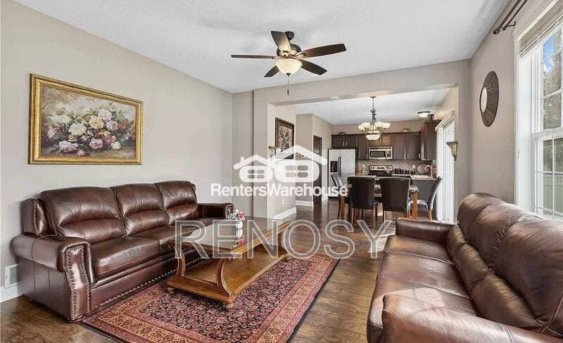 West Des Moines House: 7744 Cottonwood Ln