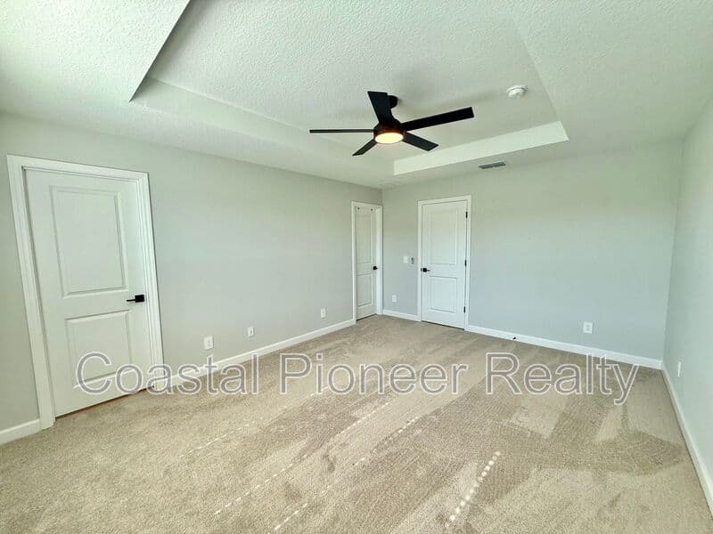 Tampa House: 7622 Deer Valley Cir