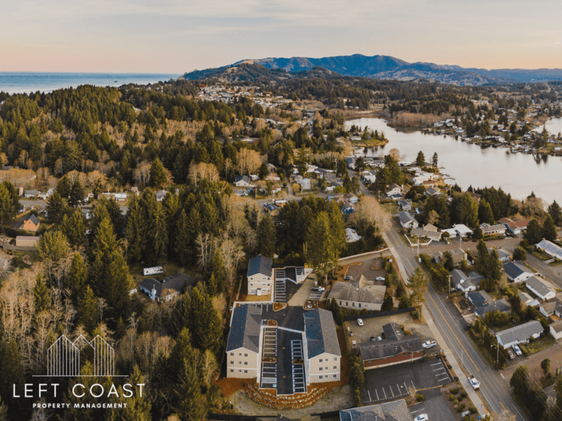 Lincoln City Condo: 3031 Northeast West Devils Lake Road