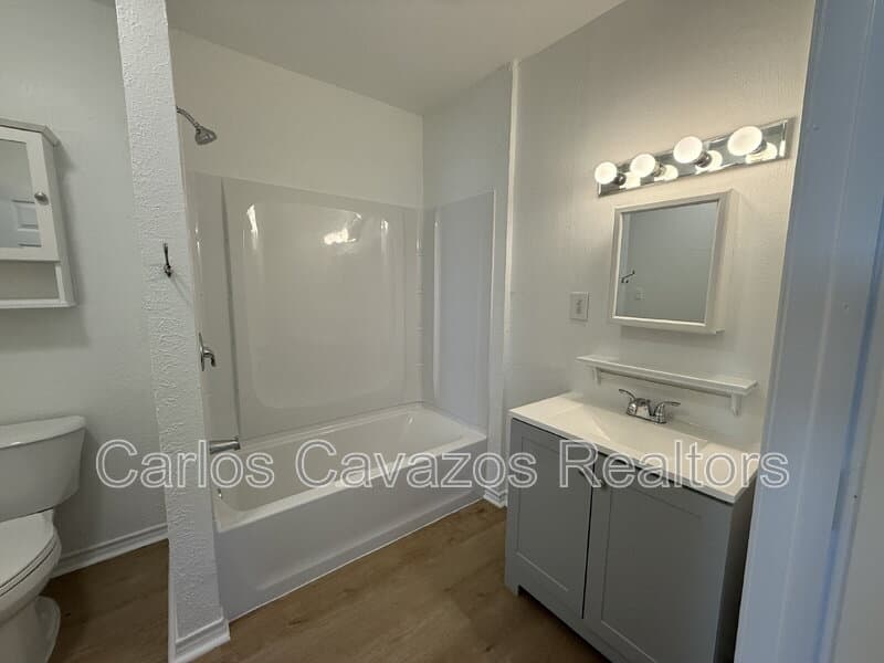 Dallas Condo: 5803 Tremont
