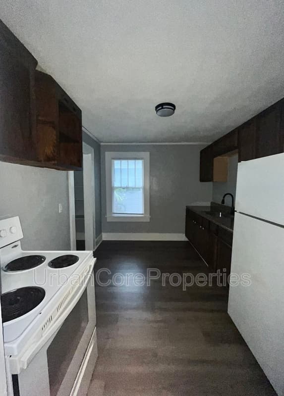 St. Petersburg Condo: 610 5th Ave N