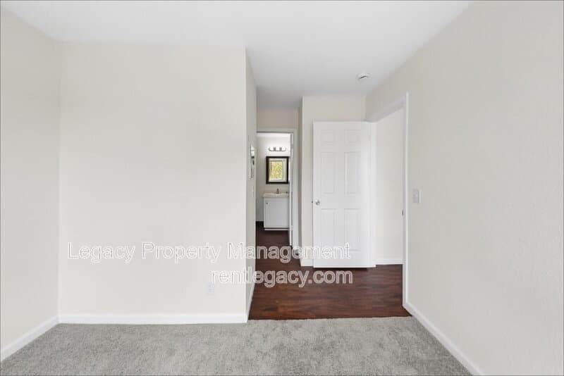 Sacramento Condo: 2630 Darwin St