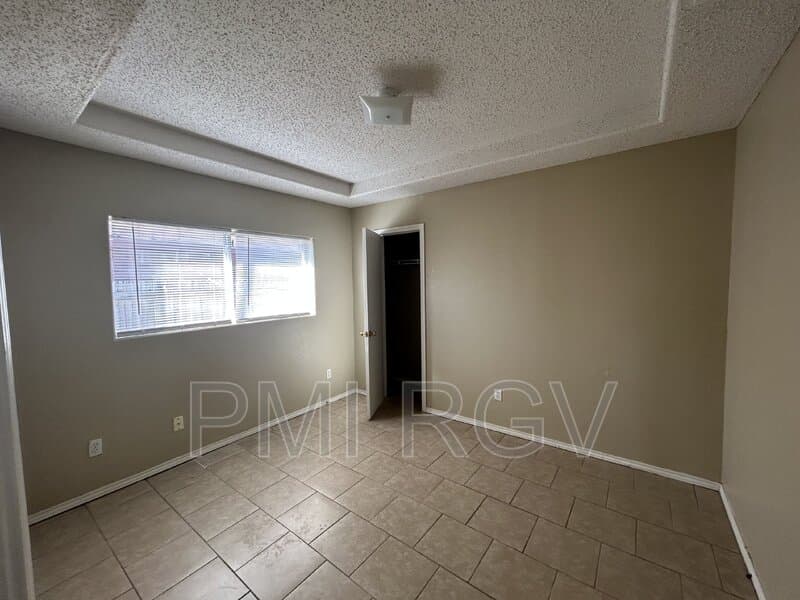 Edinburg House: 1021 Denver