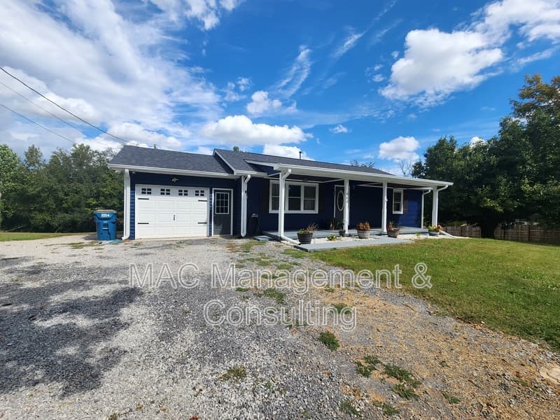 Baxter House: 664 1st Avenue South