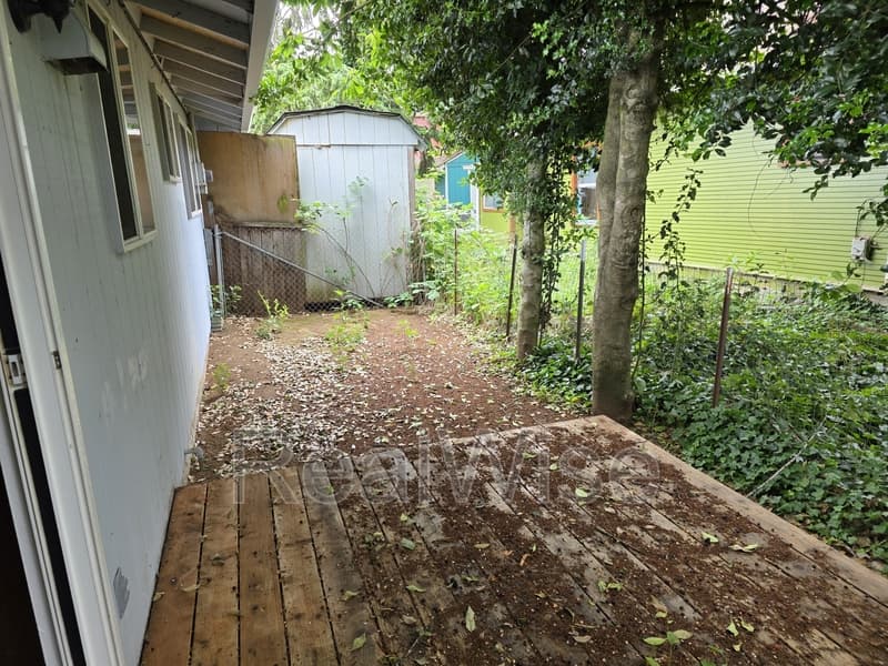 Vancouver Condo: 3009 M St