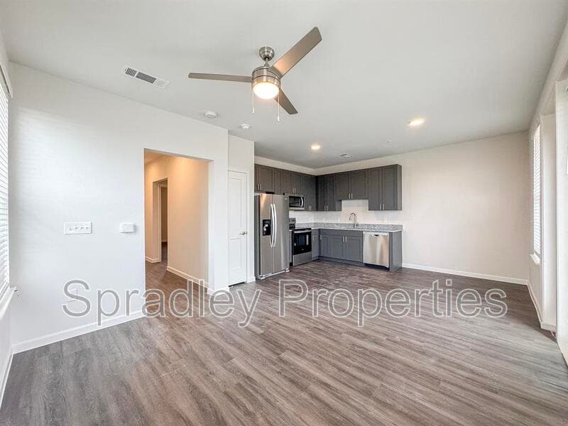 Belton Condo: 710 Shine St.