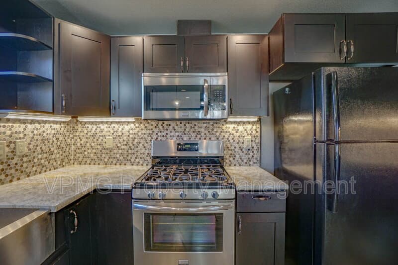 Vancouver House: 9600 NE 132nd Ave