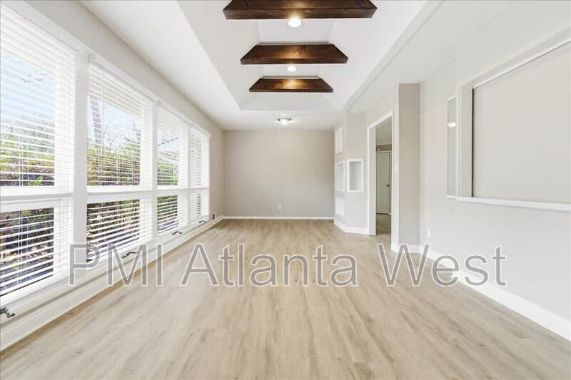 Decatur House: 4203 Hapsburg Ct