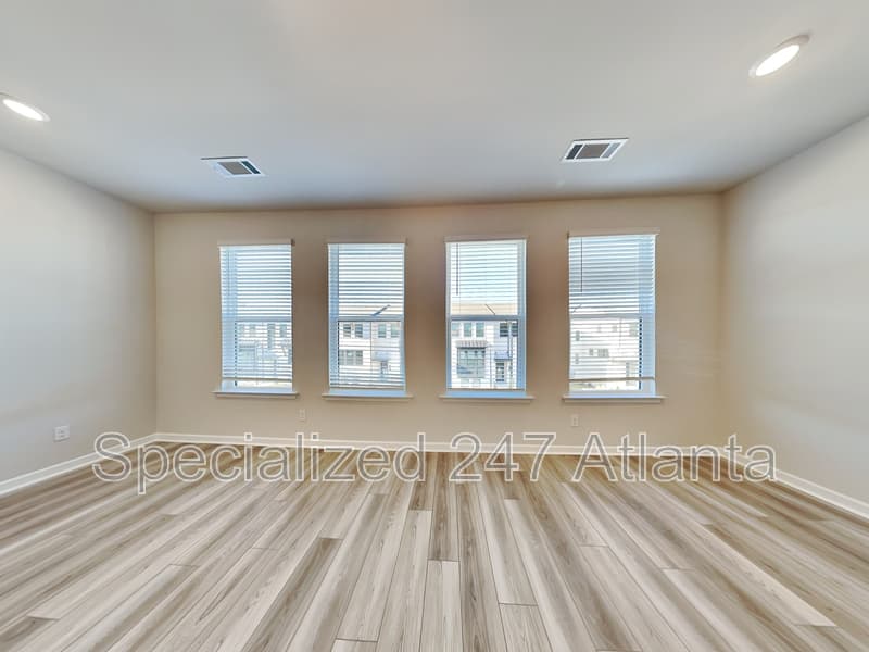 Lawrenceville Townhome: 321 Sammon Way