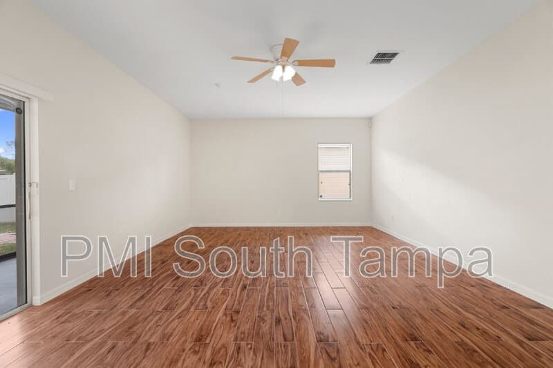 Hudson House: 13740 Newport Shores Dr