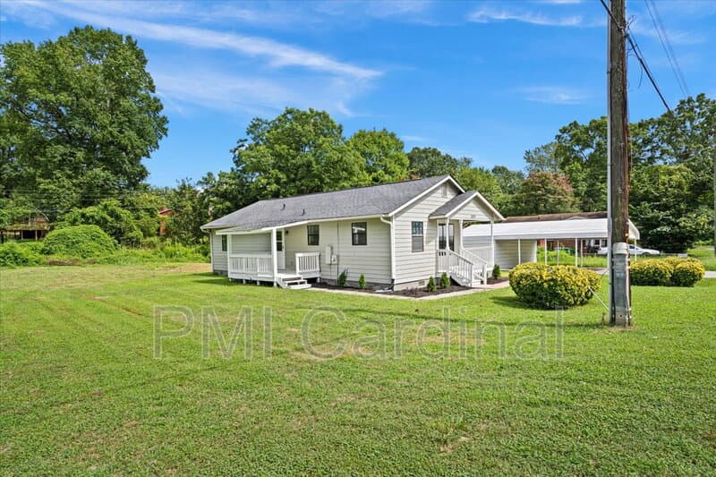 Charlotte House: 2117 Wilson Ave