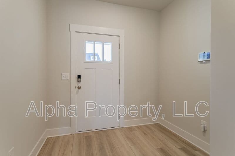 Moore Townhome: 1530 Rivermeade Dr