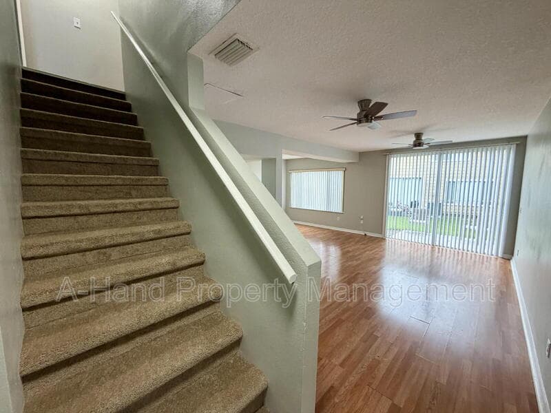 Davenport Condo: 615 Australian Way