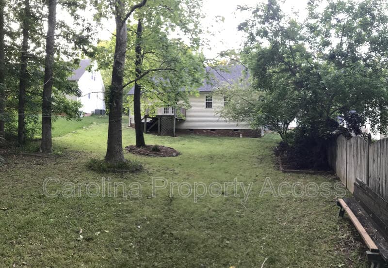 Raleigh House: 6316 Lymington Drive