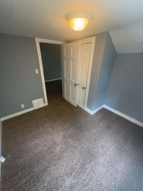 Scranton Townhome: 1404-1412 Sanderson Ave