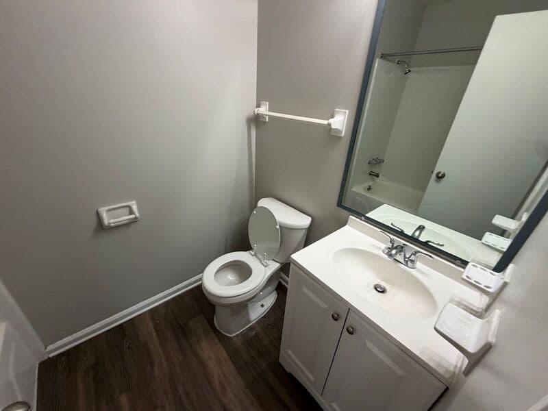 Horn Lake House: 5870 Jackson Dr