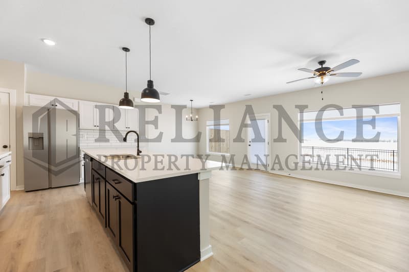 Maize Condo: 12518 W Fennec St