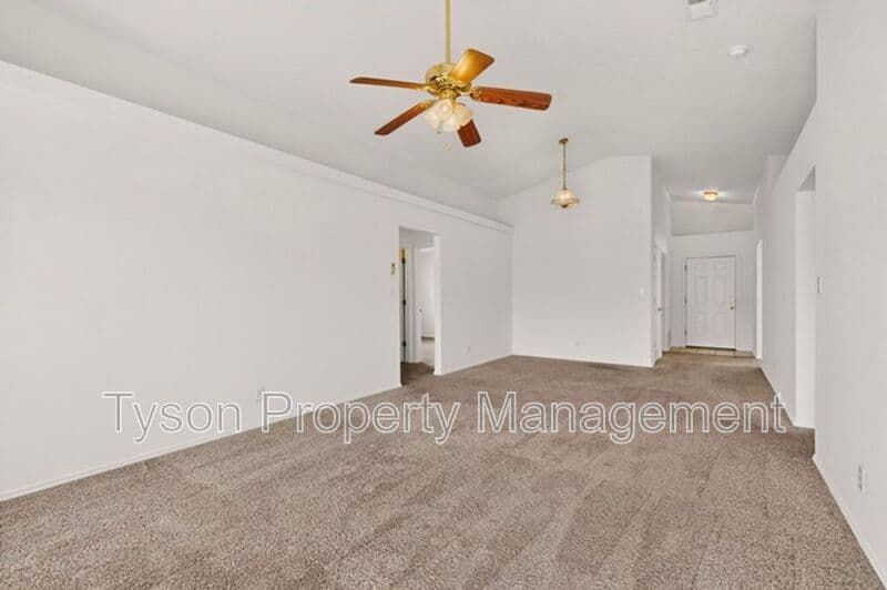 Rio Rancho House: 908 Bursum Ln
