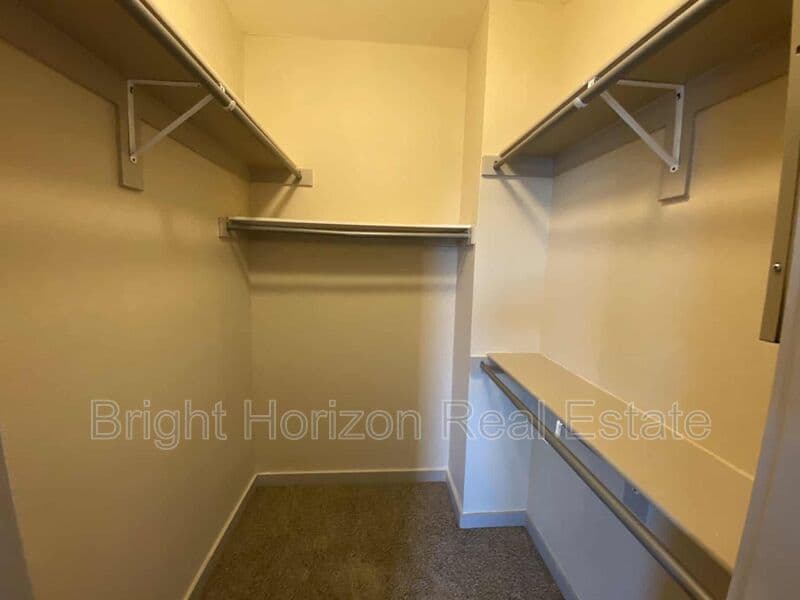 Hurst Condo: 3621 Valley Vista Drive