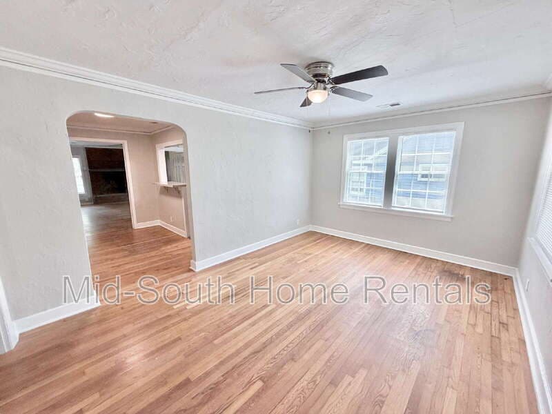 Memphis Townhome: 626 Shotwell St