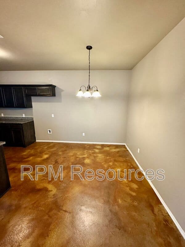 El Reno Condo: 1826 Cypress Lane