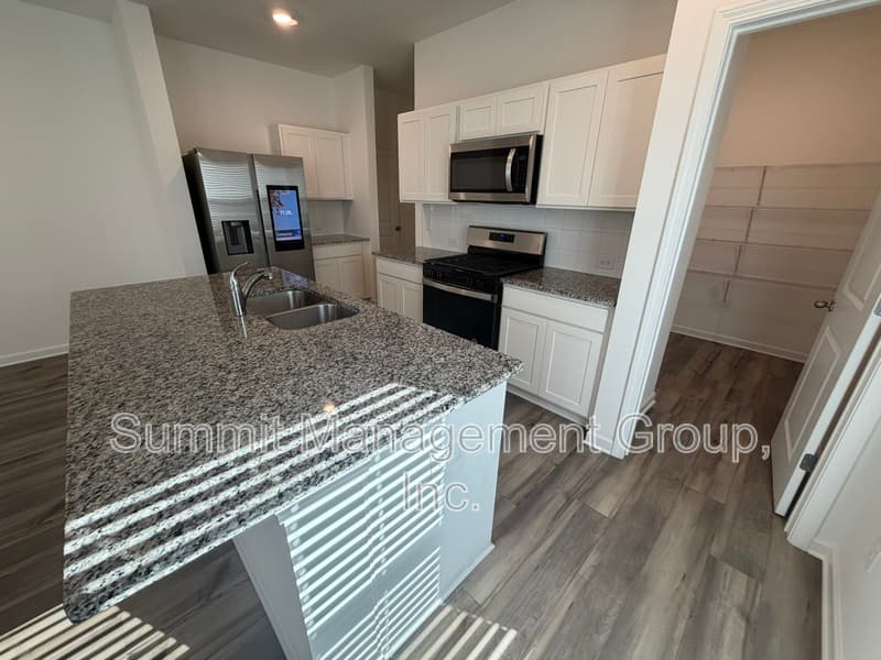 Conyers House: 2305 Hedgeview Road