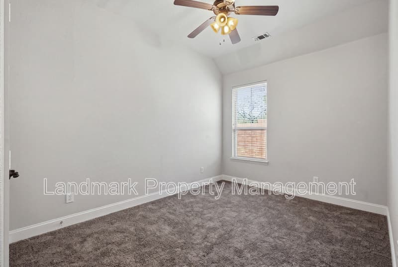 McKinney House: 11809 Bertram