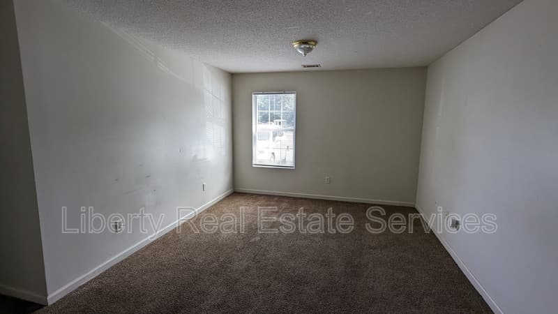 Hinesville Condo: 133 Rolland St