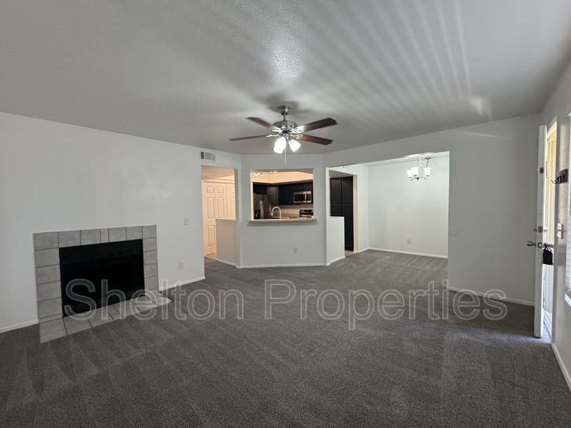 Mesa Condo: 1331 W Baseline Rd, 242