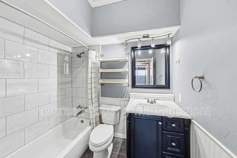 Fort Worth Condo: 4312 Bellaire Dr S