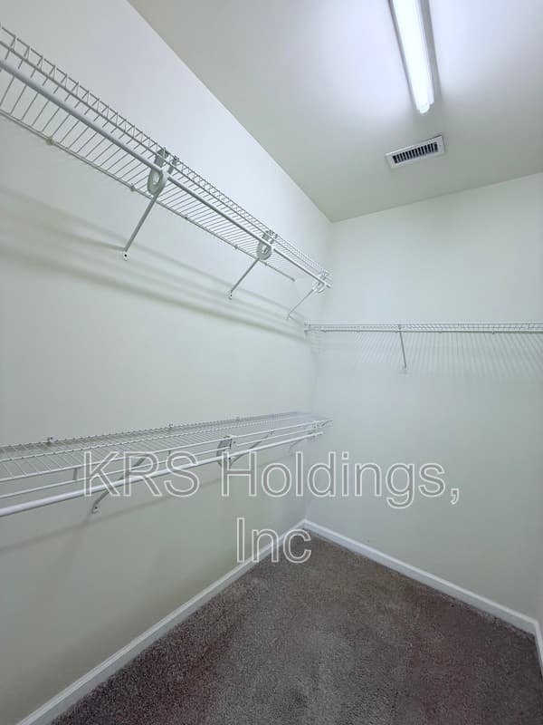 Fuquay Varina House: 232 N Honey Springs Avenue