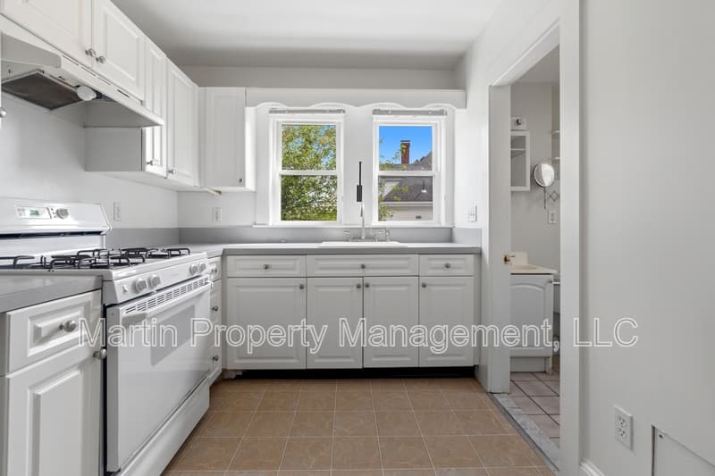 Watertown Condo: 61-63 Church Street - 61-2