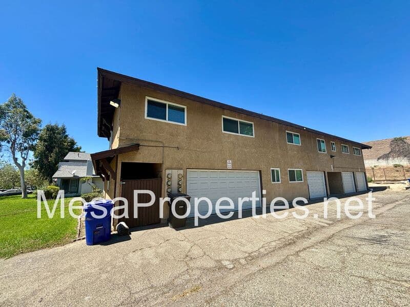 Ontario Condo: 1749 E Fairfield Ct