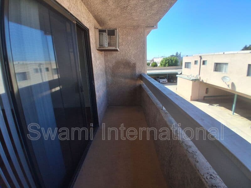 Inglewood Condo: 917 Enterprise Ave.