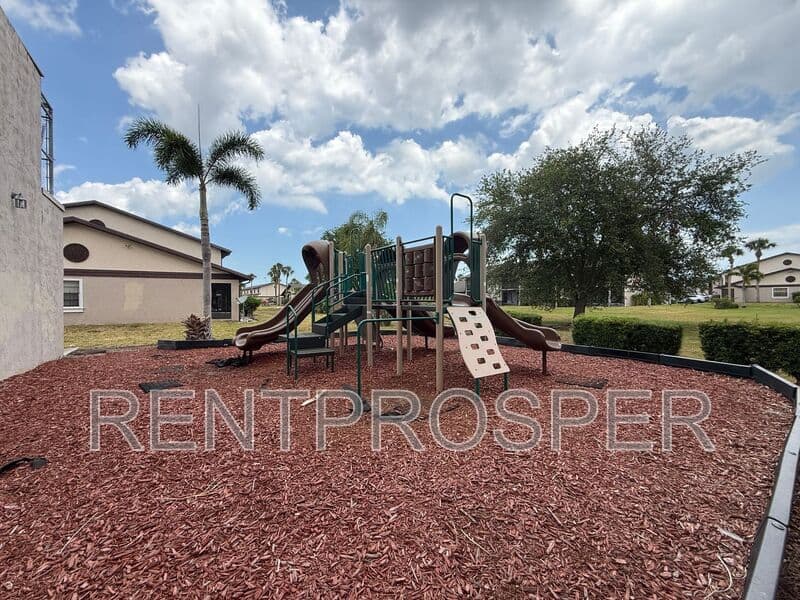 Melbourne Condo: 1069 Ellen Court